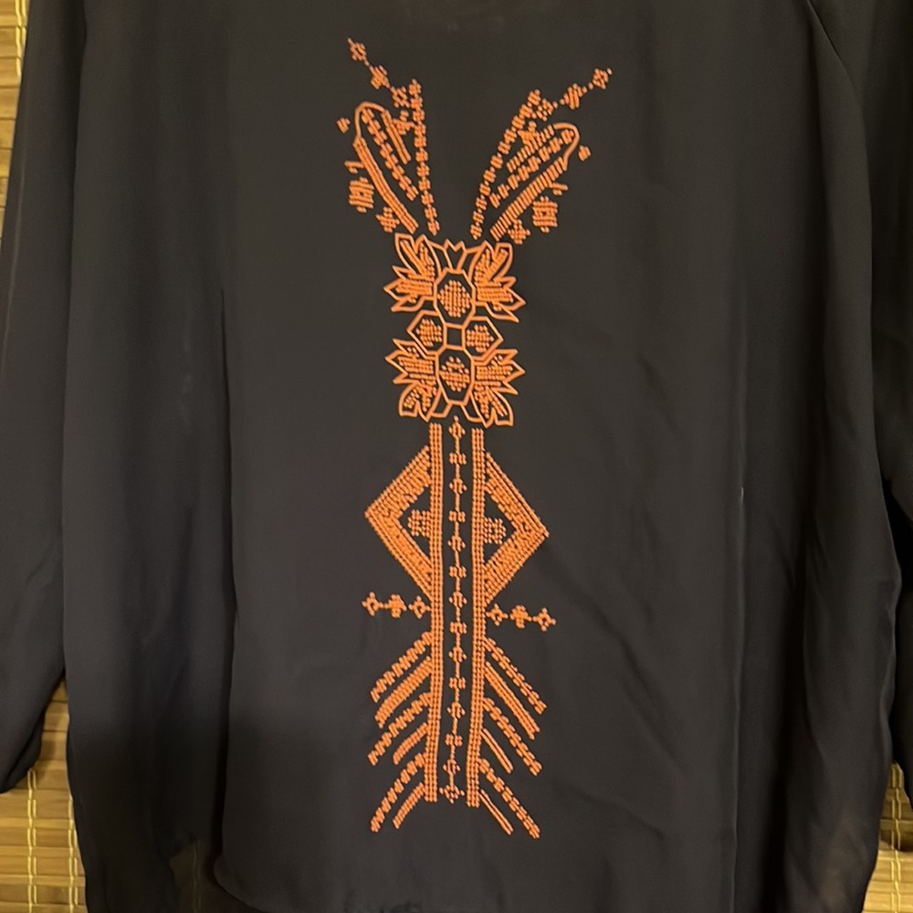 Ladies Tunic - Picture 2 of 3